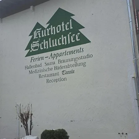アパート Superior Ferienapartment Latibuehl Am Am Waldrand Mit Balkon, Pool, Tiefgarage Und Abendsonne シュルッフゼー
